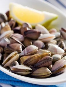 Витамин Б12 подпомага образуването на червени кръвни телца.