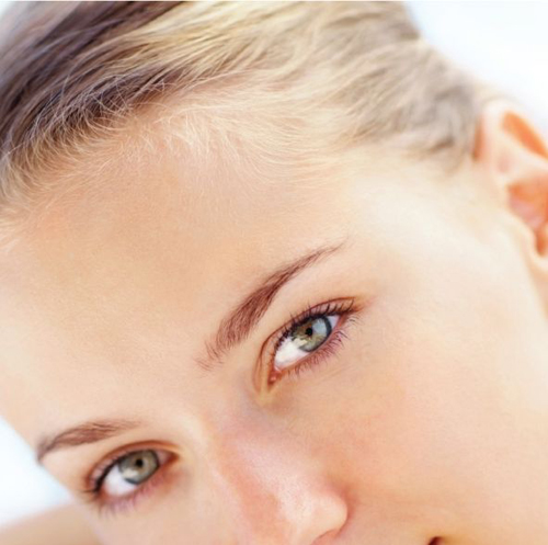 BioSil™ HAIR, SKIN, NAILS течен от Natural Factors поддържа Вашите кожа, нокти и коса