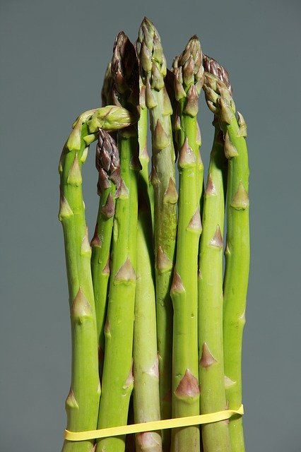 Asparagus Extract 60 вегетариански капсули от Swanson на специална цена поддържа баланса на течности в организма. 